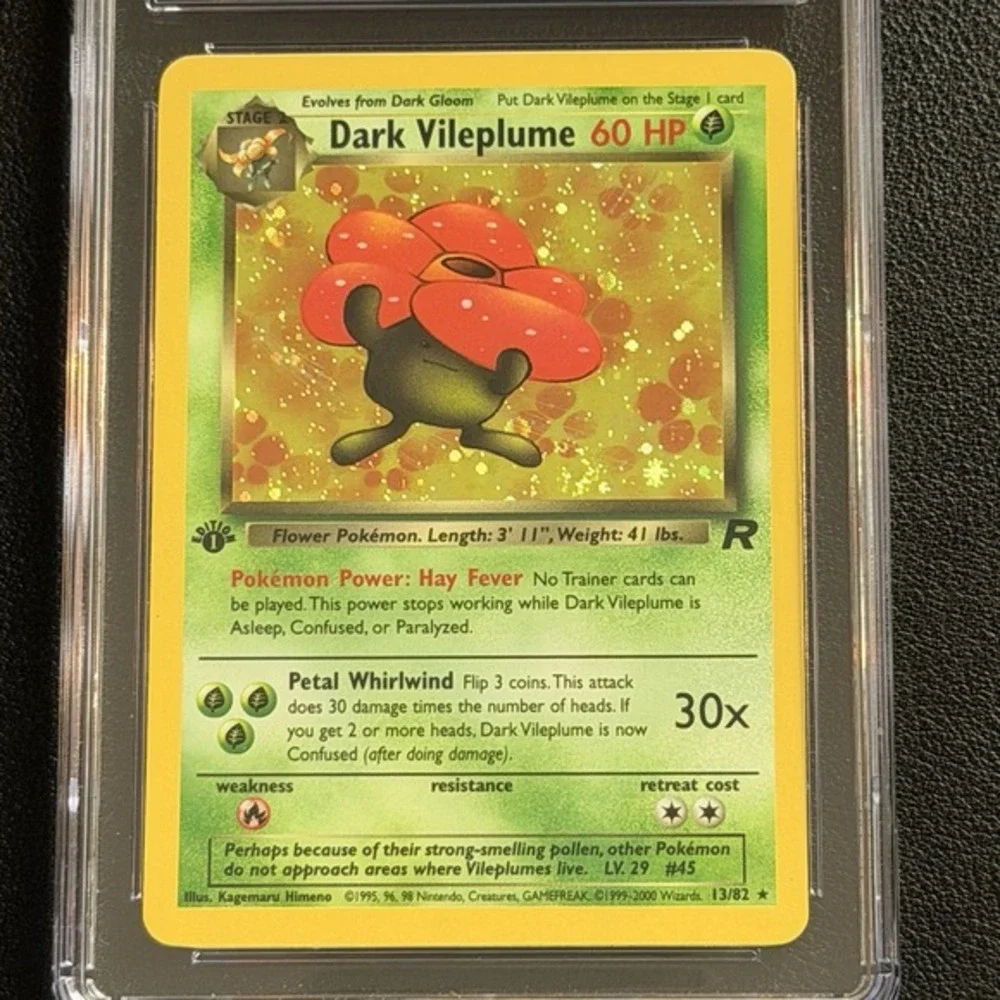 Pokémon Dark Vileplume 1st Ed. Holo 13/82 CGC 8 TCG 2000 Team Rocket WotC Vtg